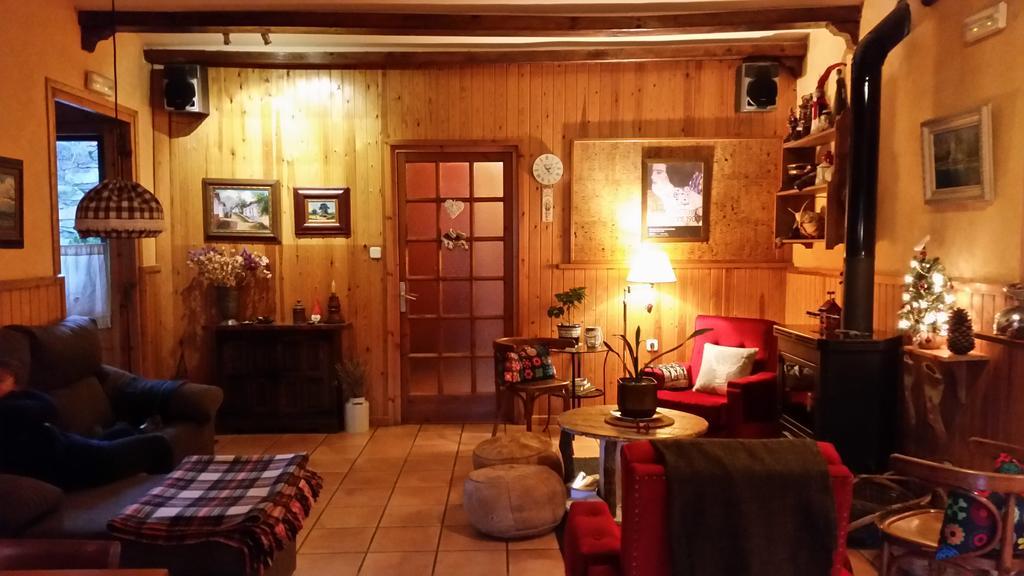 Hostel Xalet Refugi Pere Carne La Molina  Zewnętrze zdjęcie