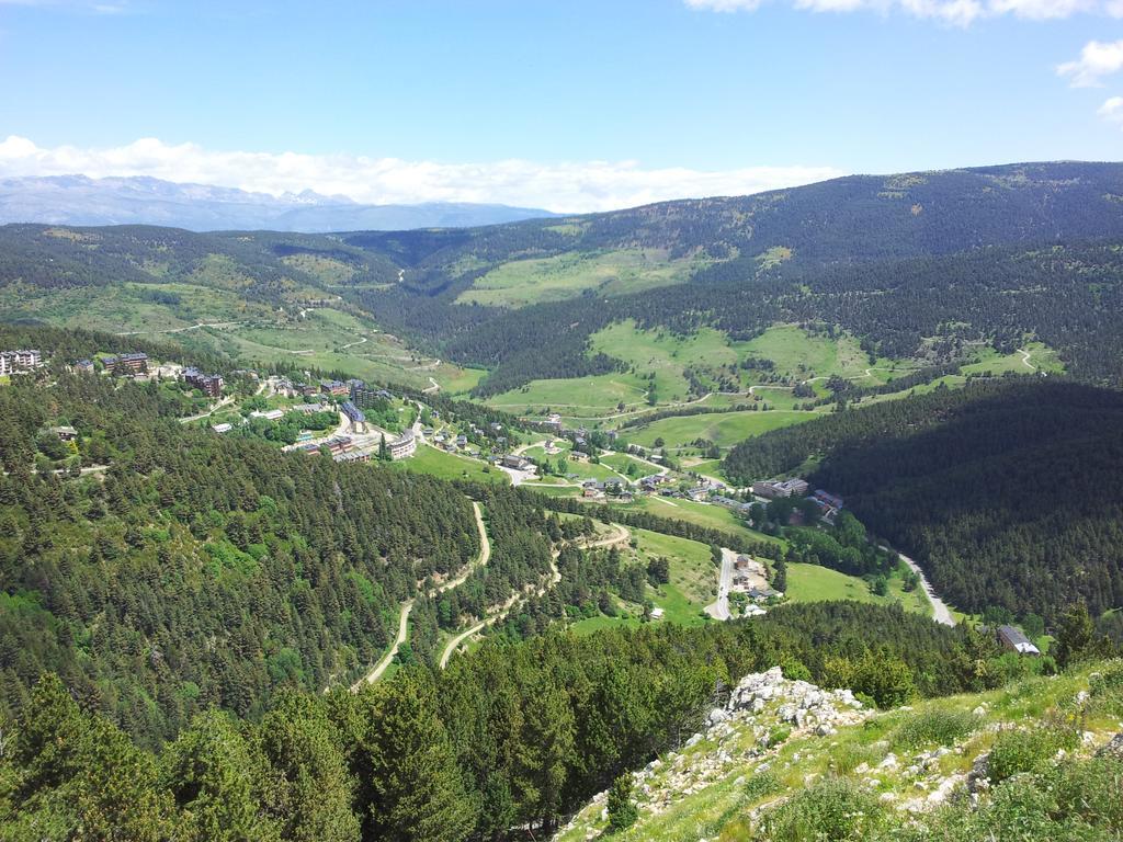 Hostel Xalet Refugi Pere Carne La Molina  Zewnętrze zdjęcie