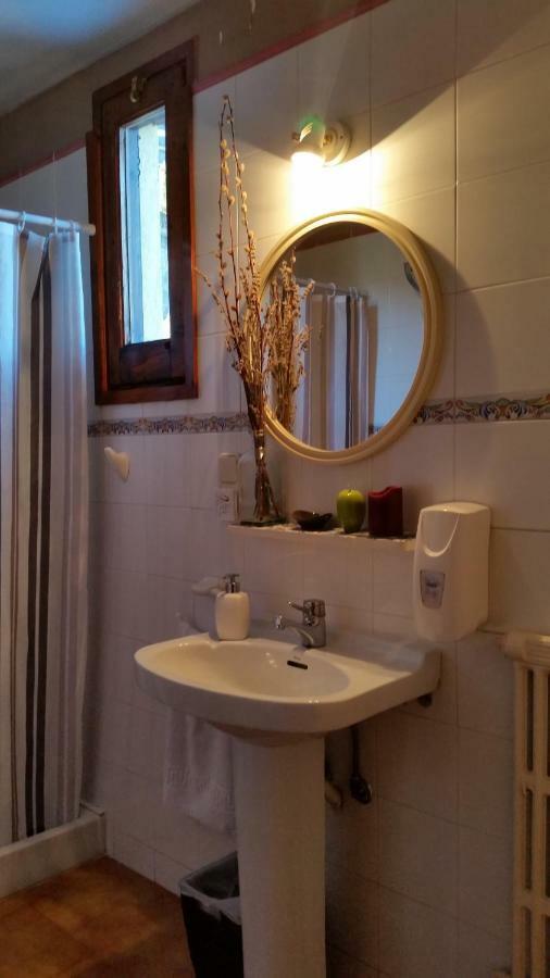 Hostel Xalet Refugi Pere Carne La Molina  Zewnętrze zdjęcie